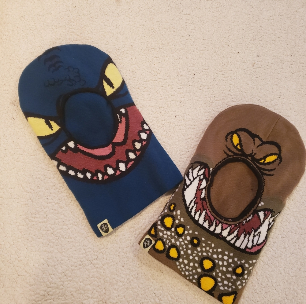 How To Train Your Dragon Pair of Children's Ski mask/Beanie
